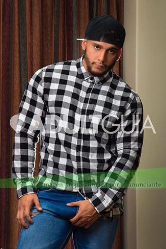 ZACARIAS UN CHAVO GUAPO HOMBRE CALIENTE SERVICIO SEXUAL SOLO PARA MUJERES - Foto 0