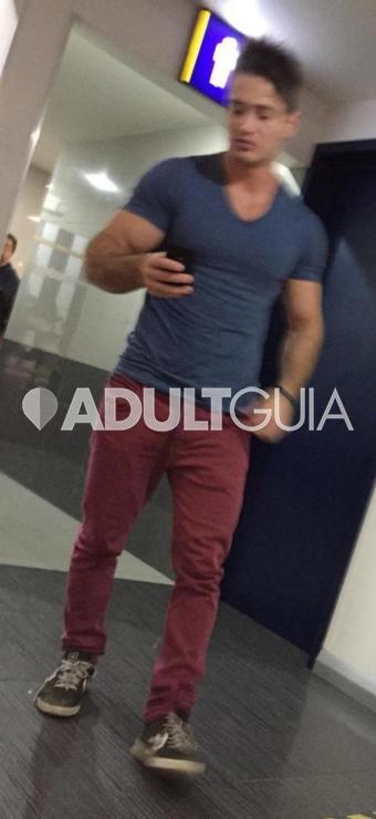 RUSBEL CHAVO BUEN CUERPO BUENA VERGA MACHIN SEXOSERVICIO A HOMBRE Y MUJER - Foto 1