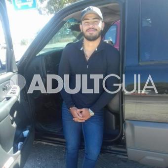 BRANDON HOMBRE GUAPO JOVEN CALIENTE MACHITO SERVICIO SEXUAL SOLO PARA MUJERES - Foto 1
