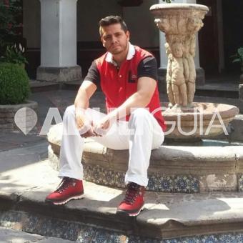 JOVEN MASCULINO MUY ATRACTIVO Y VERGÓN SERVICIOS SEXUALES PARA HOMBRES Y DAMAS - Foto 1