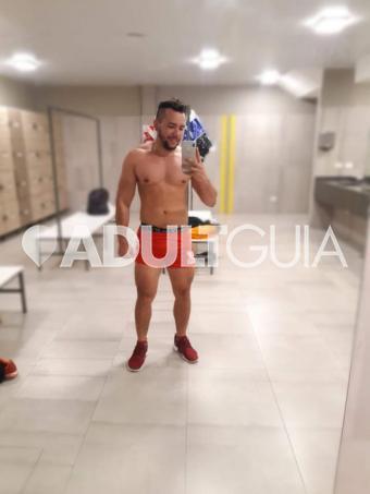 GABRIEL JOVEN ATRACTIVO DEPORTIVO BUENA VERGA SERVICIO SEXX SOLO PARA DAMAS  - Foto 1