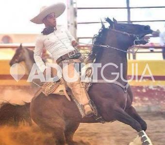 HÉCTOR JOVEN GUAPO MASCULINO VERGON SEXOSERVICIO PARA CABALLERO Y MUJER - Foto 0