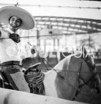 HÉCTOR JOVEN GUAPO MASCULINO VERGON SEXOSERVICIO PARA CABALLERO Y MUJER - Foto 3