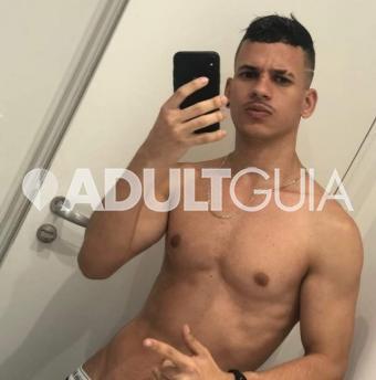 THOMPSON HOMBRE JOVEN DEPORTISTA ATRACTIVO VERGUDO SERVICIO SEXX SOLO A MUJERES - Foto 0