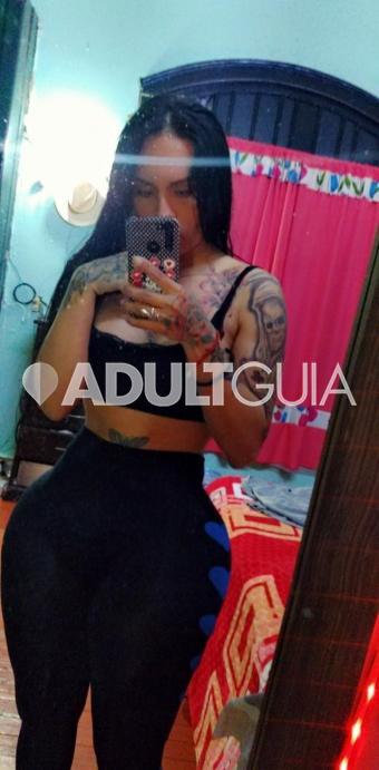 Chica caliente dispuesta a cumplir tus más perversas fantasías  - Foto 3