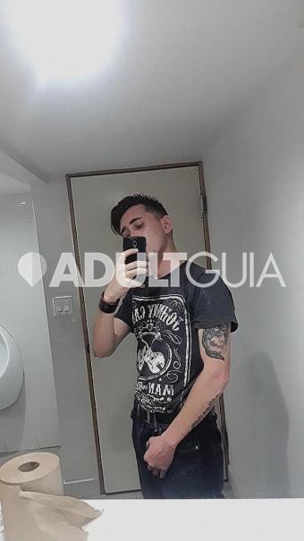 Hola me llamo joshua,  ofresco servicios de scort , ofresco exelente servicio  - Foto 0