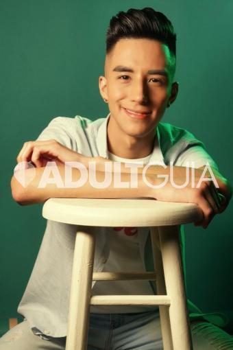 CHAVO TWINK COMPLACIENTE EN TODO NO TE VAS ARREPENTIR  - Foto 3