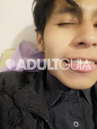Joven de 20 años apuesto y disponible por zona Sur. - Foto 0