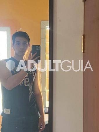 Miguel 21 años. Quiero darte hasta que te corras a chorros - Foto 1