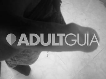 Chavo dispuesto a cumplir tus fantasías sexuales  - Foto 1