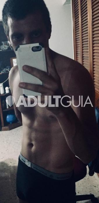 Masaje con Final Feliz Joven Guapo Últimos Dias - Foto 3