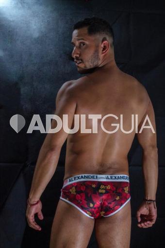 Masajes y servicios, culito apreadito verga gruesa - Foto 5