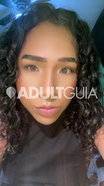 Trans recién empezada en tratamiento hormonal virgen - Foto 1