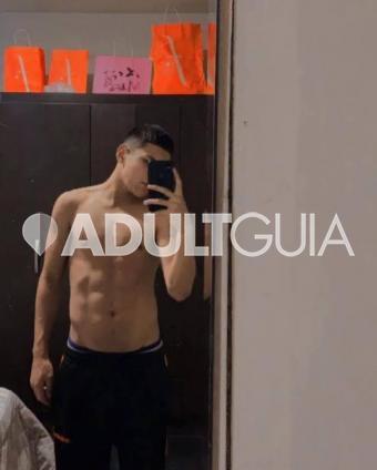 Universitario nalgón, cachondo listo para complacerte - Foto 4