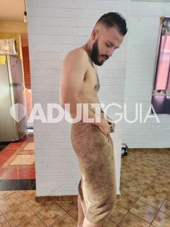 ¿Quieres que este chacal te coja duro...? Puedo cumplir tus fantasias mami - Foto 0