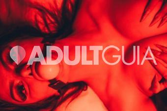 Sumisa caliente jovencita con ganas de que la dominen 8110797980 - Foto 1