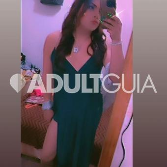 Chica trans pasiva y femenina natural complaciente trato de novios  - Foto 4