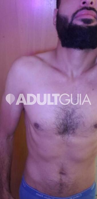 Joven guapo, barbon y con una vergota para darte unas cojidotas inolvidables  - Foto 1