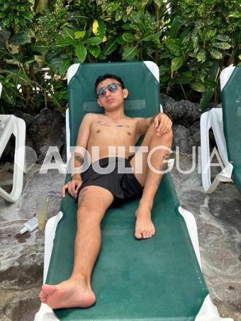 TWINK DE VISITA EN TU CIUDAD CUENTO CON LUGAR - Foto 1