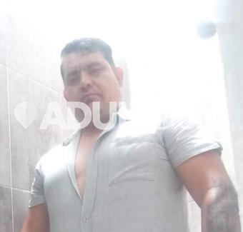 Hola buenas tardes mi nombre es Fernando un hombre maduro de 50 años - Foto 0