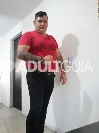 Hola buenas tardes mi nombre es Fernando un hombre maduro de 50 años - Foto 2