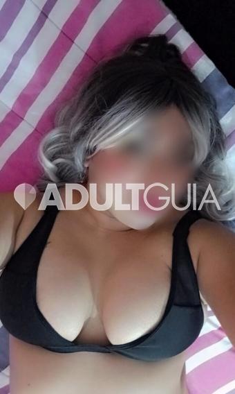 Hermosa milf exuberante cuerpo curvilíneo. Pompis paraditas piernas torneadas - Foto 0