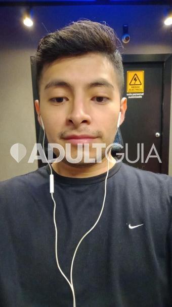 Gigoló sumiso, con una buena verga abierto a hacer lo que tú quieras  - Foto 0