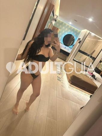 JOVEN DE 21 AÑOS, SENSUAL Y DISCRETA: TU COMPAÑÍA PERFECTA ESTÁ AQUÍ. ¡ESCRÍBEME - Foto 0