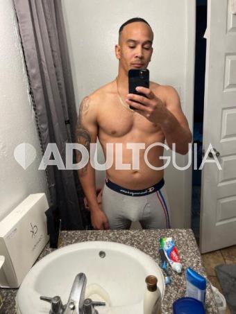 Soy un hombre muy especial de buen fisico y muy amable  - Foto 0