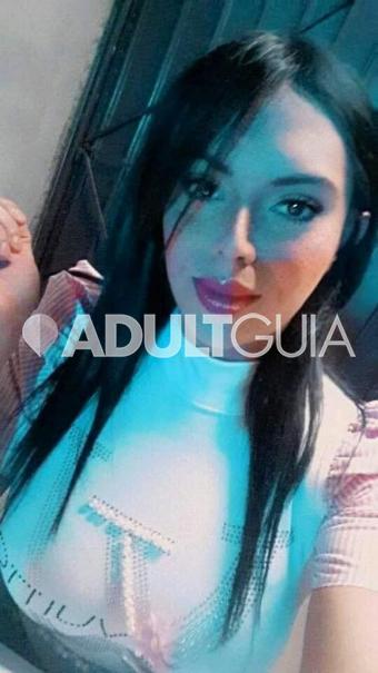 PUTITA CACHONDA Y CON GANAS DE ESTAR CONTIGO EN LA CAMA - Foto 1