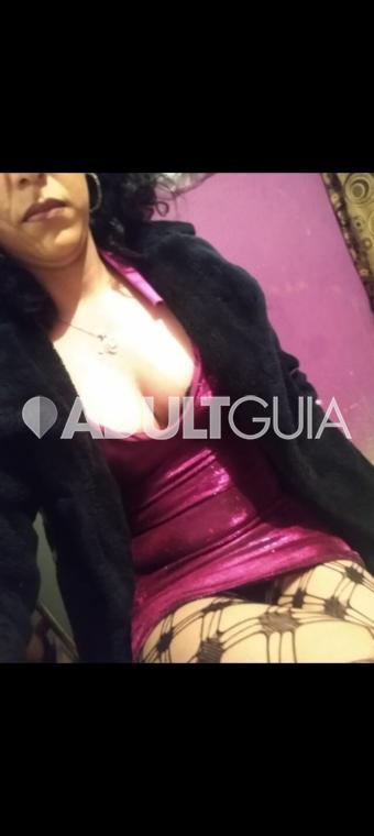 Melany trans muy complaciente en la cama - Foto 1